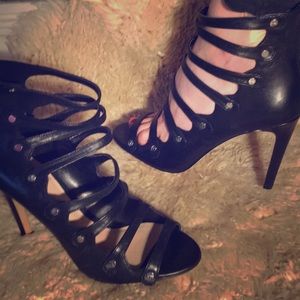 Vince Camuto leather strappy heels. Sz 8.5M New